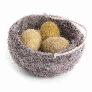 Nest Filz mit 5 Eiern, Gelbtöne