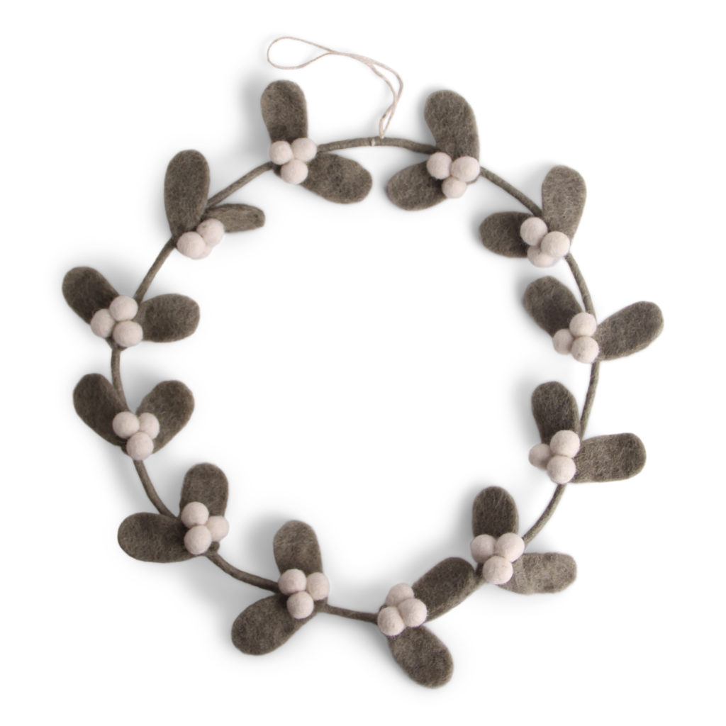 Mistelkranz aus Wollfilz - 30 cm