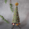 Weihnachtsbaum mit Geschenken aus Filz von der Firma Én Gry & Sif