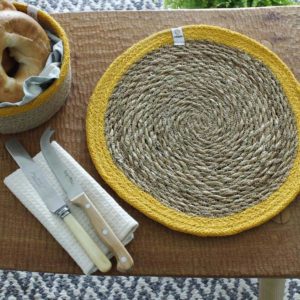 Tischset aus Seegras und Jute natural/yellow von ReSpiin