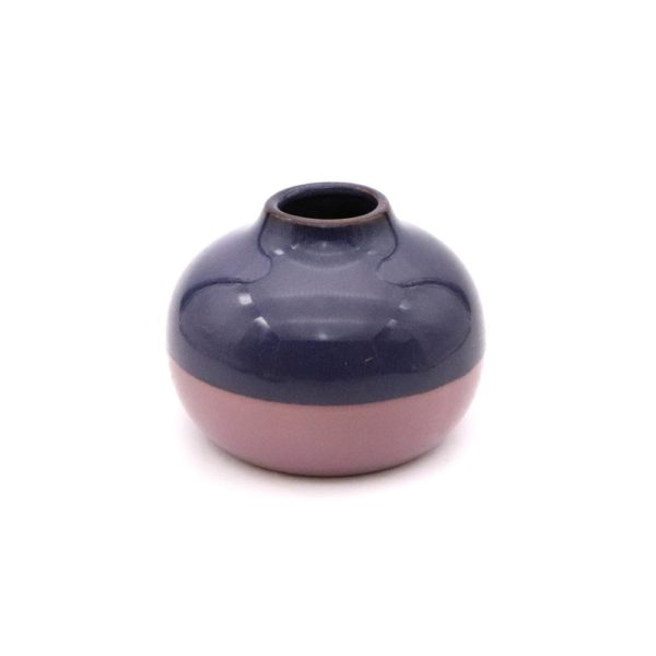 Vase Modern purple von Tranquillo