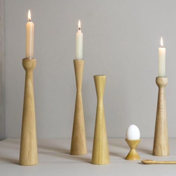 Kerzenhalter aus Echtholz von Kinta