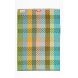 Geschirrtuch - checkered check #87B 9 Rechteckiges Geschirrtuch mit modernem Karomuster in vertikalen Streifen. Farbverlauf in Türkis, Hellblau, Grün, Gelb, Senf, Beige und Rosa mit feinem Schachbrett-Design. Helle, freundliche Farbgebung, flach auf weißem Hintergrund fotografiert.“